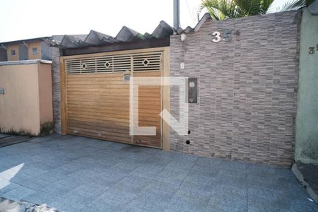 Casa à venda com 220m², 2 quartos e 2 vagasFachada 