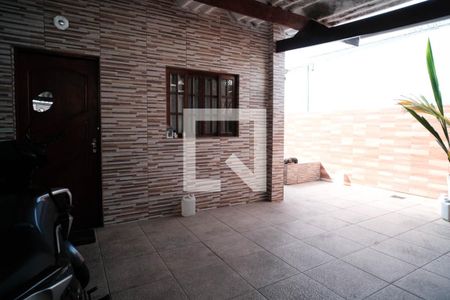 Casa à venda com 220m², 2 quartos e 2 vagasÁrea comum