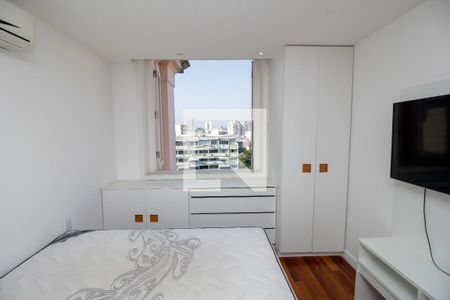 Quarto  de apartamento para alugar com 1 quarto, 70m² em Laranjeiras, Rio de Janeiro
