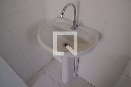 Studio para alugar com 29m², 1 quarto e sem vaga Studio para alugar com 29m², 1 quarto e sem vagaBanheiro