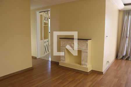 Sala 1 de apartamento à venda com 3 quartos, 150m² em Cambuí, Campinas