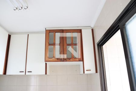 Apartamento à venda com 150m², 3 quartos e 2 vagasCozinha - Armários