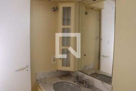 Apartamento à venda com 150m², 3 quartos e 2 vagasBanheiro do Quarto 3