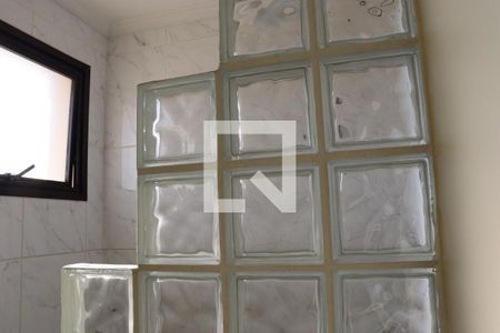 Apartamento à venda com 150m², 3 quartos e 2 vagasDetalhe banheiro 1