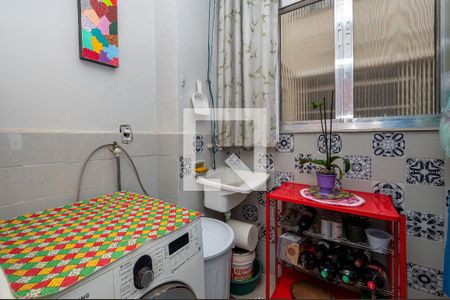 Apartamento à venda com 56m², 2 quartos e 1 vaga Apartamento à venda com 56m², 2 quartos e 1 vagaÁrea de Serviço