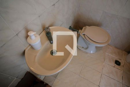 Casa à venda com 350m², 4 quartos e 4 vagasBanheiro Piscina