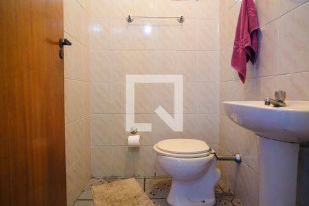Casa à venda com 350m², 4 quartos e 4 vagasLavabo