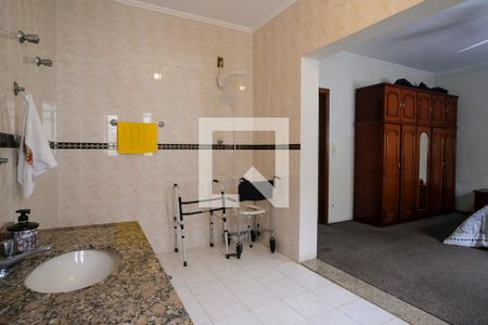 Casa à venda com 350m², 4 quartos e 4 vagasBanheiro da Suíte 