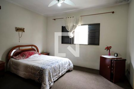 Casa à venda com 350m², 4 quartos e 4 vagasSuíte 