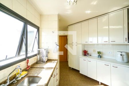 Apartamento à venda com 150m², 3 quartos e 3 vagasCozinha