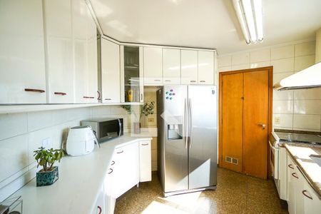Apartamento à venda com 150m², 3 quartos e 3 vagasCozinha