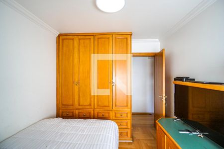 Apartamento à venda com 150m², 3 quartos e 3 vagasQuarto 02