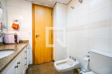 Apartamento à venda com 150m², 3 quartos e 3 vagasBanheiro social