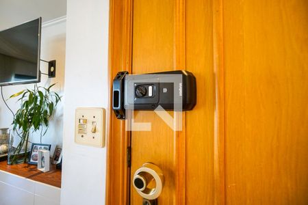 Apartamento à venda com 150m², 3 quartos e 3 vagasFechadura eletrônica