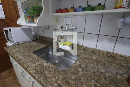 Apartamento à venda com 100m², 3 quartos e 2 vagasCozinha 