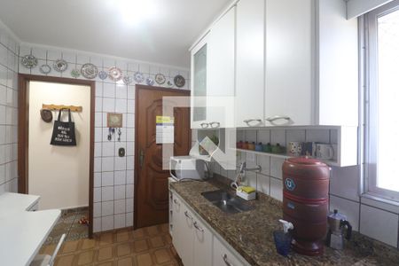 Apartamento à venda com 100m², 3 quartos e 2 vagasCozinha 
