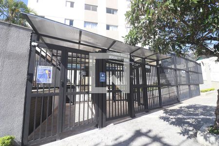 Fachada do condomínio de apartamento para alugar com 3 quartos, 100m² em Tucuruvi, São Paulo