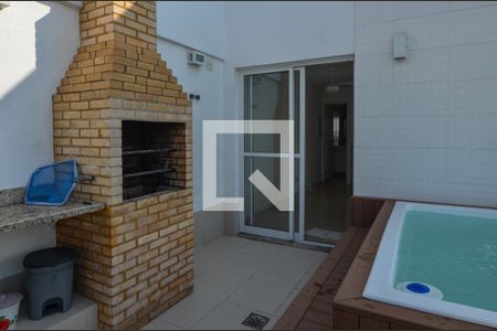 Apartamento à venda com 180m², 3 quartos e 3 vagas Apartamento à venda com 180m², 3 quartos e 3 vagasÁrea externa