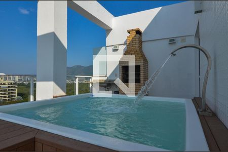 Apartamento à venda com 180m², 3 quartos e 3 vagas Apartamento à venda com 180m², 3 quartos e 3 vagasÁrea externa