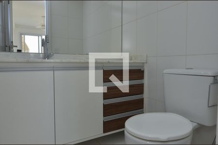 Apartamento à venda com 180m², 3 quartos e 3 vagas Apartamento à venda com 180m², 3 quartos e 3 vagasLavabo