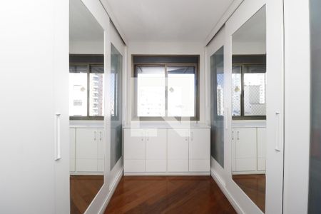Apartamento à venda com 268m², 4 quartos e 3 vagasQuarto 4 - Suíte