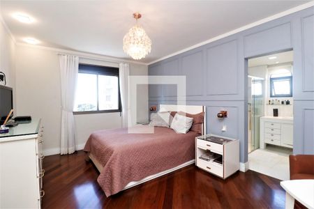 Apartamento à venda com 268m², 4 quartos e 3 vagasQuarto 3 - Suíte