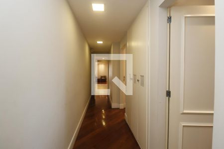 Apartamento à venda com 268m², 4 quartos e 3 vagasCorredor