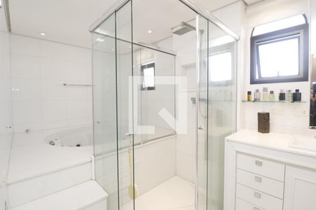 Apartamento à venda com 268m², 4 quartos e 3 vagasBanheiro da Suíte 3