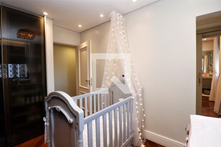 Apartamento à venda com 268m², 4 quartos e 3 vagasQuarto 2 - Suíte