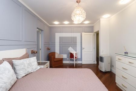 Apartamento à venda com 268m², 4 quartos e 3 vagasQuarto 3 - Suíte