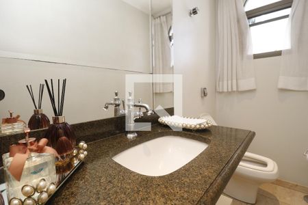 Apartamento à venda com 268m², 4 quartos e 3 vagasLavabo