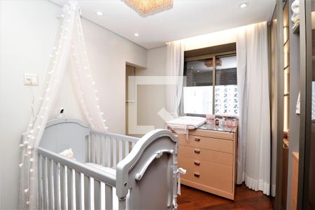 Apartamento à venda com 268m², 4 quartos e 3 vagasQuarto 2 - Suíte