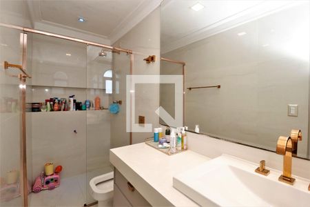 Apartamento à venda com 268m², 4 quartos e 3 vagasBanheiro da Suíte 1