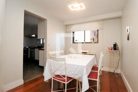 Apartamento à venda com 268m², 4 quartos e 3 vagasCopa