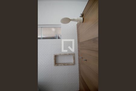 Banheiro da Suíte 1 de casa para alugar com 2 quartos, 220m² em Jardim Santo Andre, Sorocaba