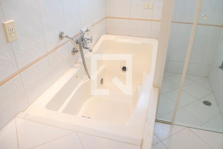 Apartamento para alugar com 410m², 4 quartos e 4 vagasBanheiro Quarto 3