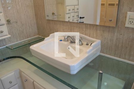Apartamento para alugar com 410m², 4 quartos e 4 vagasBanheiro Quarto 4