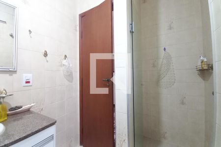 Casa à venda com 280m², 4 quartos e 3 vagasBanheiro Corredor