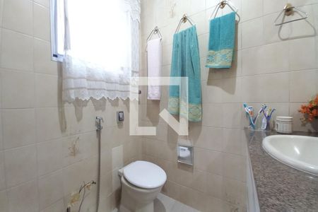 Casa à venda com 280m², 4 quartos e 3 vagasBanheiro Corredor