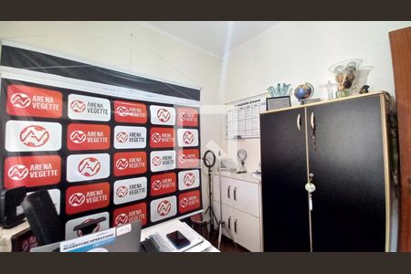 Casa à venda com 280m², 4 quartos e 3 vagasEscritório 