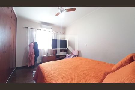 Casa à venda com 280m², 4 quartos e 3 vagasQuarto 1 - Suíte 