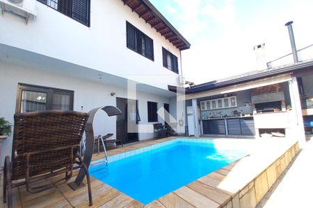 Casa à venda com 280m², 4 quartos e 3 vagasÁrea comum - Piscina