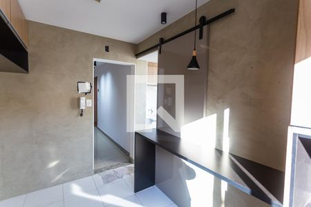 Cozinha de apartamento à venda com 2 quartos, 64m² em Pirajá, Belo Horizonte