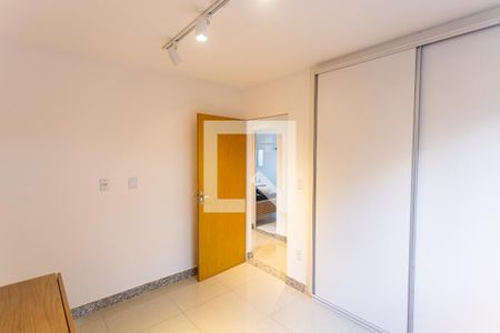 Quarto 1 de apartamento para alugar com 2 quartos, 64m² em Pirajá, Belo Horizonte