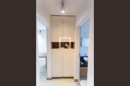 Rouparia de apartamento à venda com 2 quartos, 64m² em Pirajá, Belo Horizonte