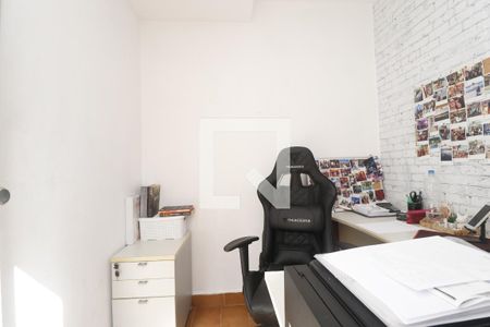 Casa à venda com 160m², 2 quartos e 3 vagasQuarto de Serviço