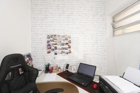 Casa à venda com 160m², 2 quartos e 3 vagasQuarto de Serviço