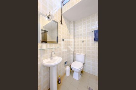 Casa à venda com 120m², 3 quartos e 1 vagaBanheiro