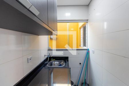 Casa de condomínio à venda com 65m², 2 quartos e 1 vagaLavanderia