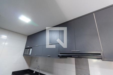 Casa de condomínio à venda com 65m², 2 quartos e 1 vagaCozinha - Armários